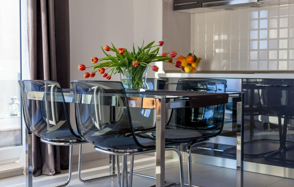 Olive Tree Apartments โปดสตรานา ภายนอก รูปภาพ
